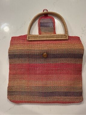 Striped Woven Tote Bag in Coral and Natural